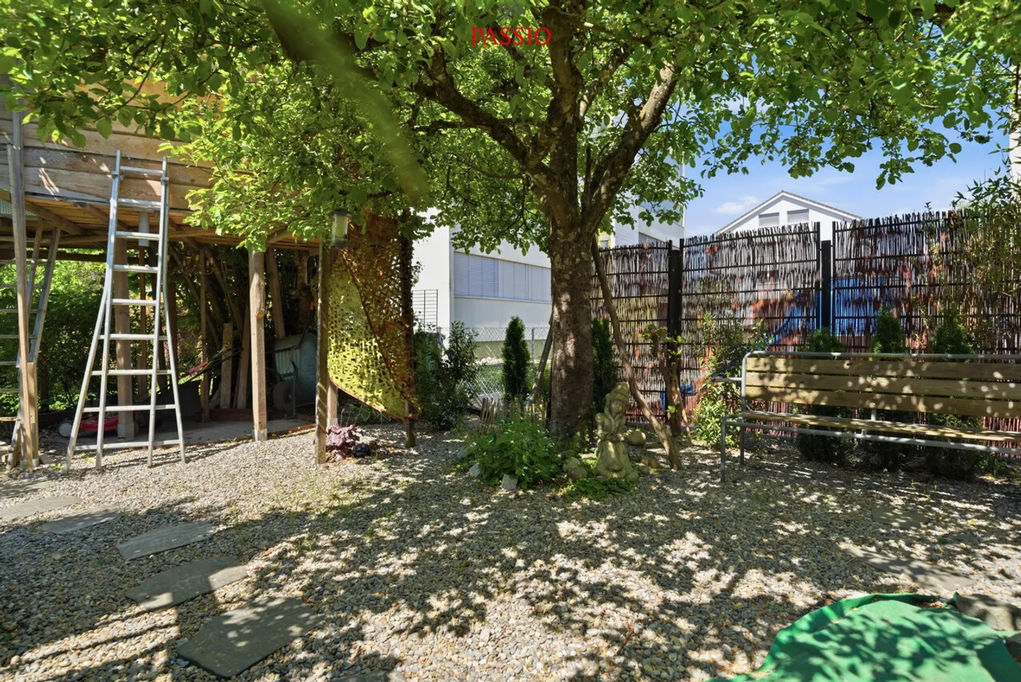 Grandiose paradis familial de 6,5 pièces avec grande extension et oasis de jardin - Photo 46 sur 53