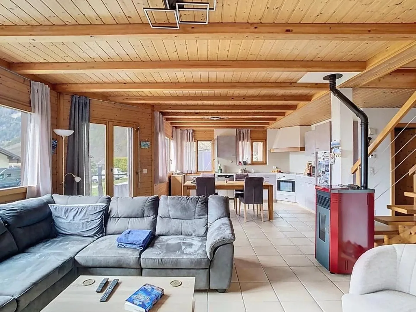 Chalet familial spacieux et ensoleillé - Photo 5 sur 13
