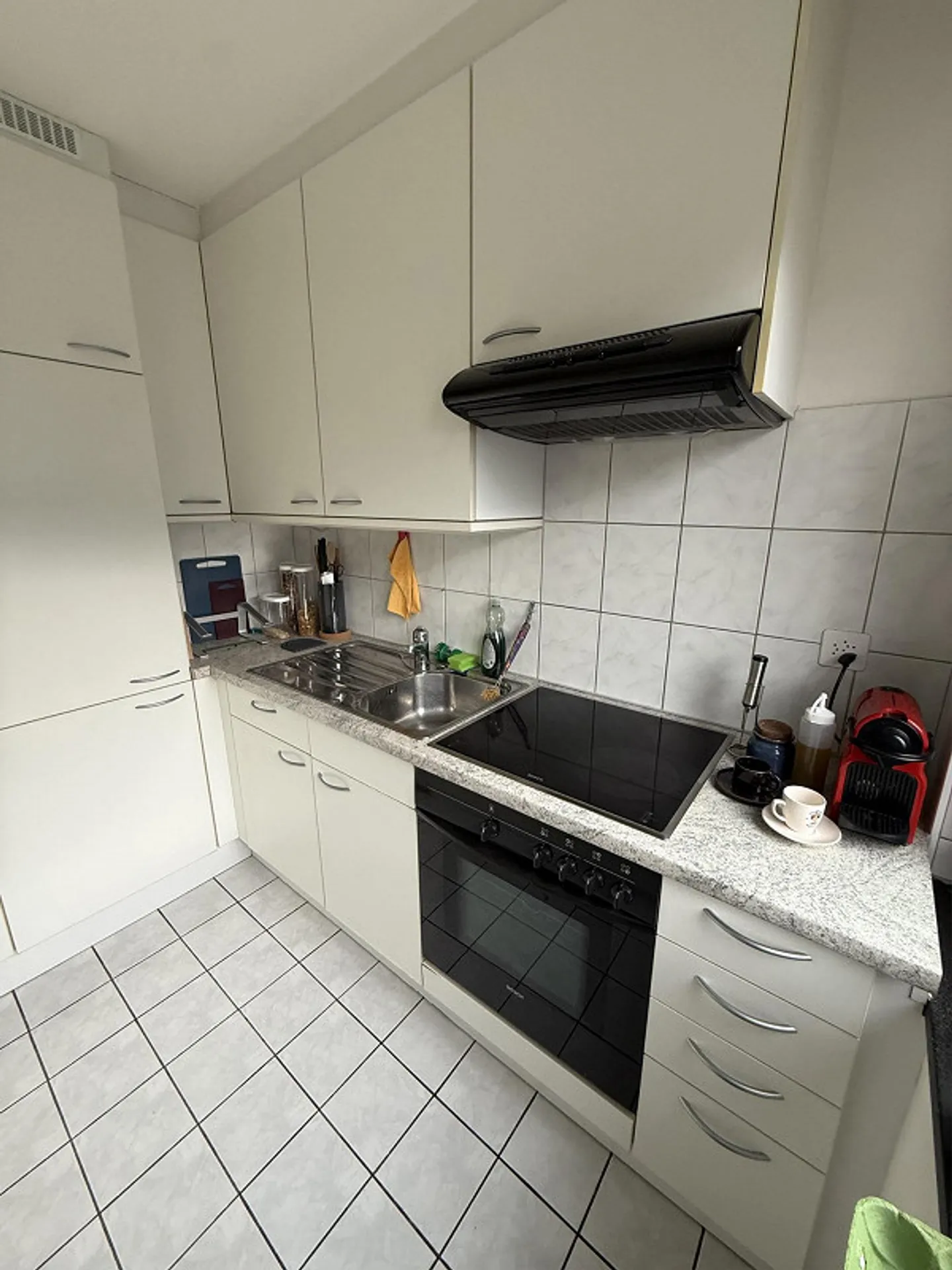 Appartamento centrale con 1 camera - ideale come casa temporanea (maggio-giugno 2026) - Foto 5 di 6