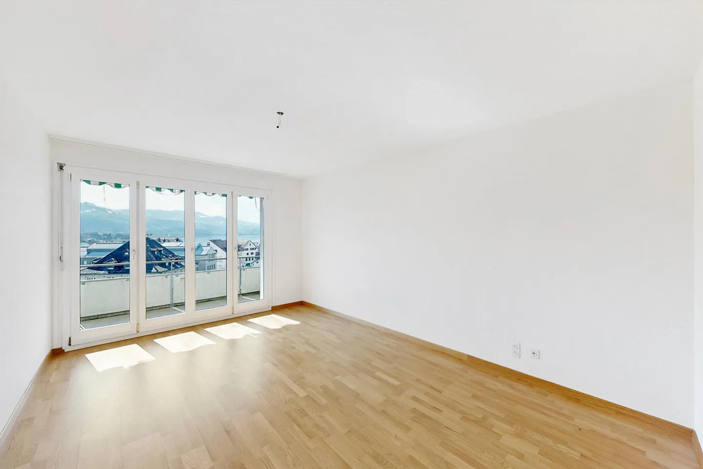 City House - In the Heart of Rapperswil - With Wonderful View! - Photo 3 of 11