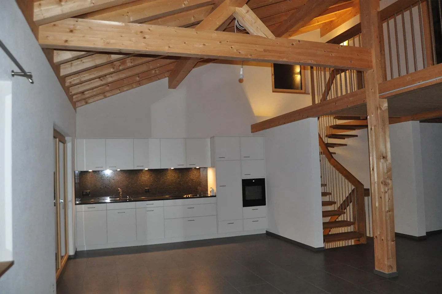 Casa unifamiliare - Foto 7 di 23