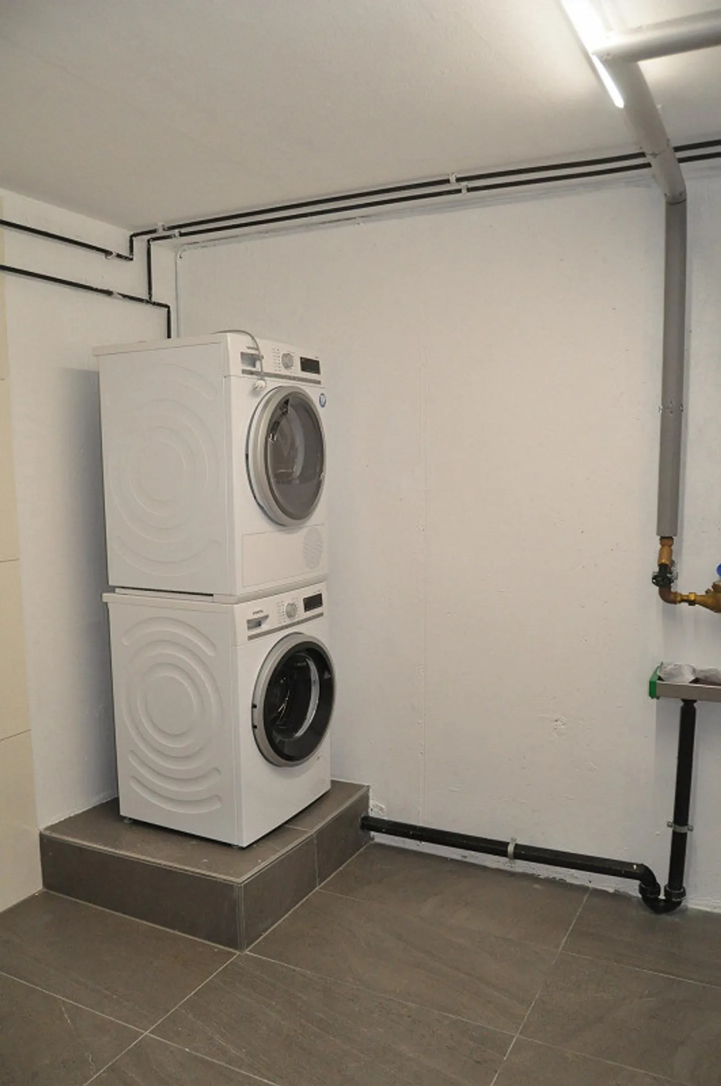 Casa unifamiliare - Foto 10 di 23