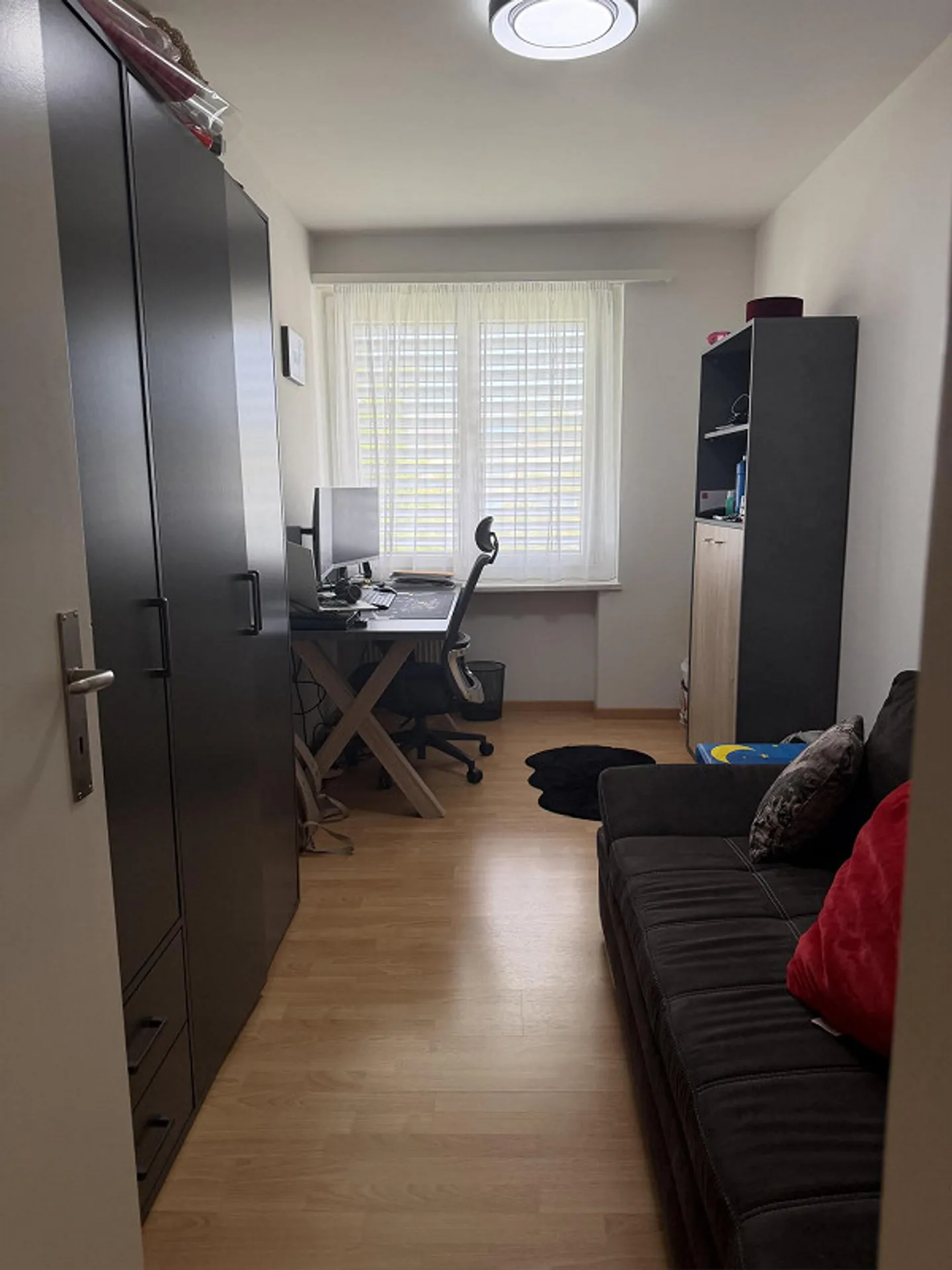 Sous-locataire à partir du 01.10 pour un appartement de 4,5 pièces - Photo 7 sur 8
