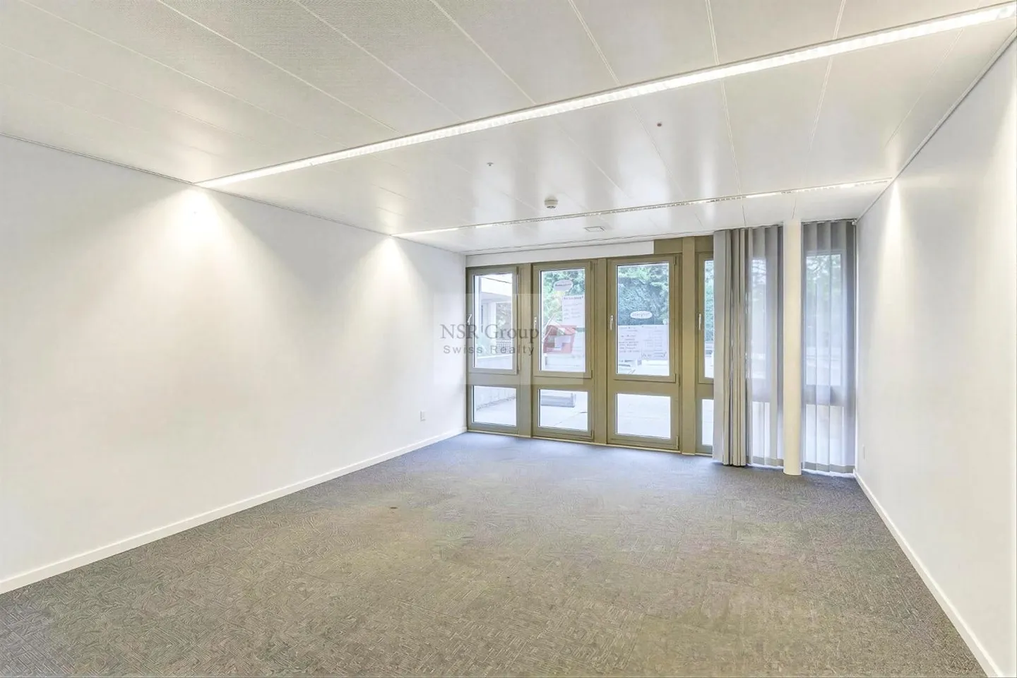 Arcade Gewerbeimmobilie 538 m² + 100 m² Lager - Januar 2027 - Foto 4 von 13