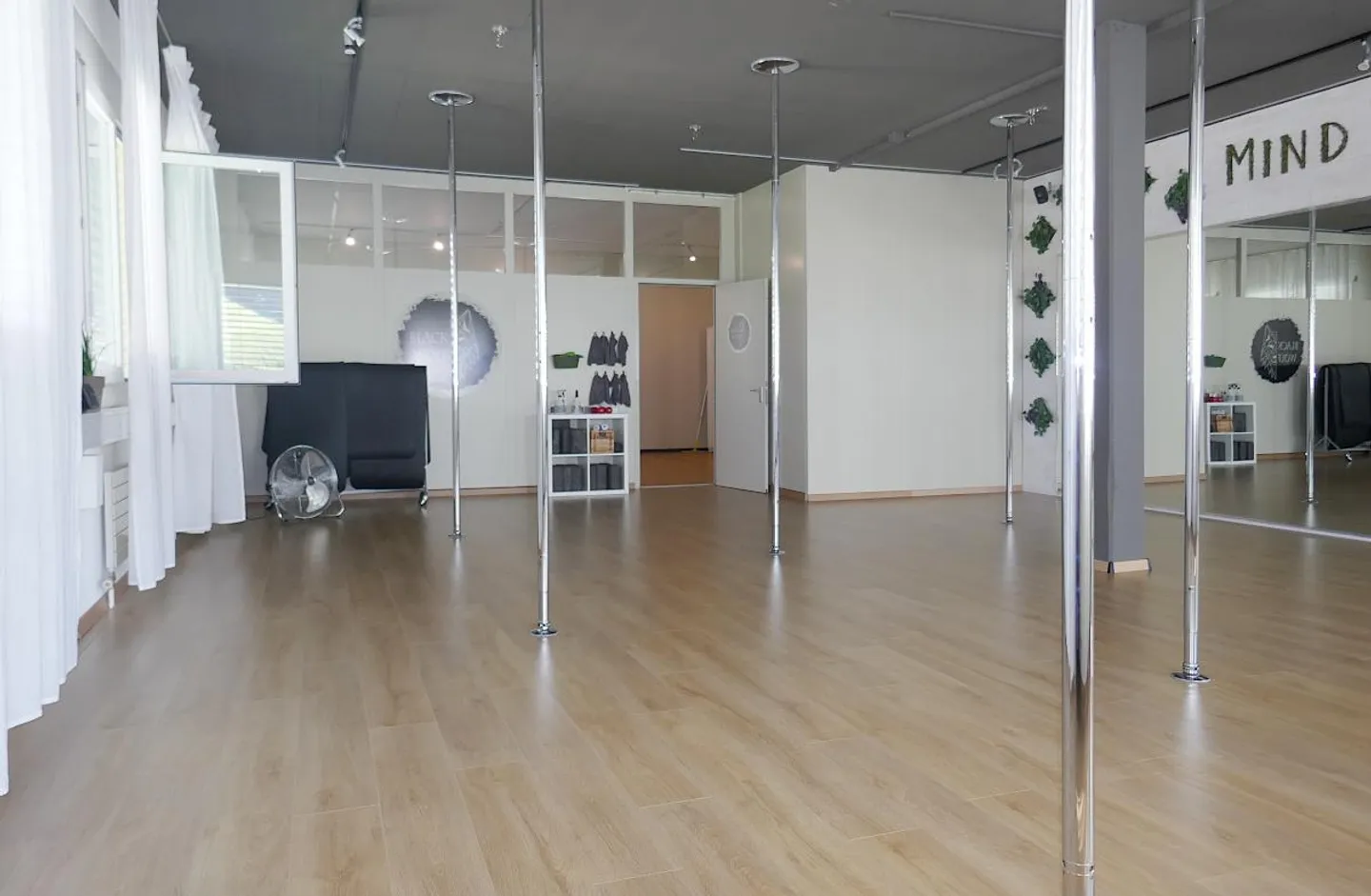 Ufficio o studio spazioso e luminoso in una posizione centrale - Foto 1 di 4