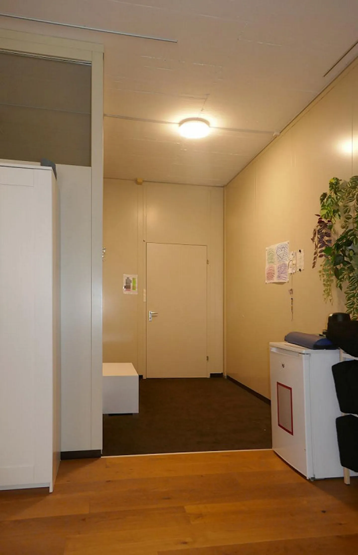 Ufficio o studio spazioso e luminoso in una posizione centrale - Foto 3 di 4