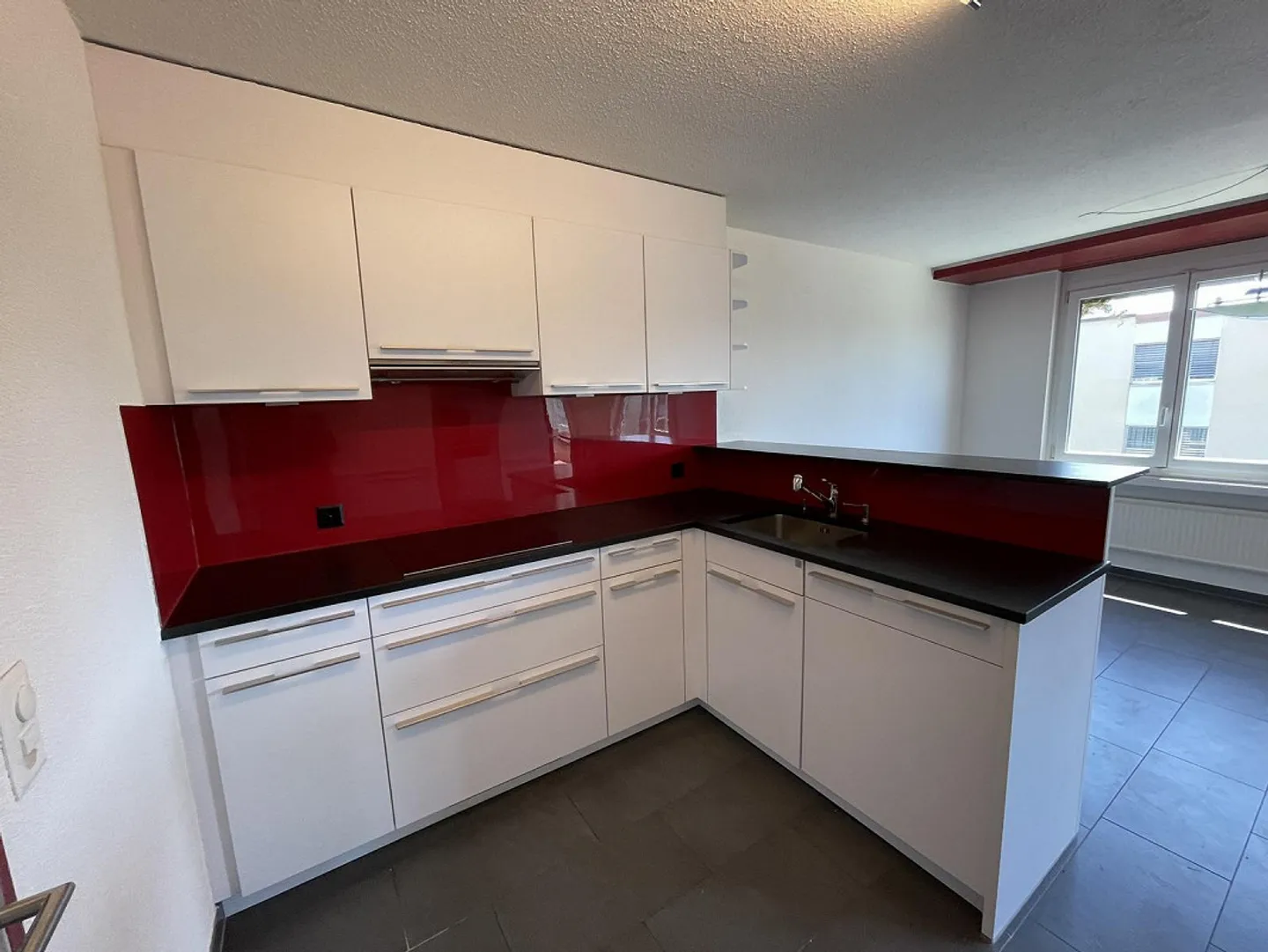 Attraktive 2.5 Zimmer-Wohnung mit Wintergarten - Foto 6 von 20
