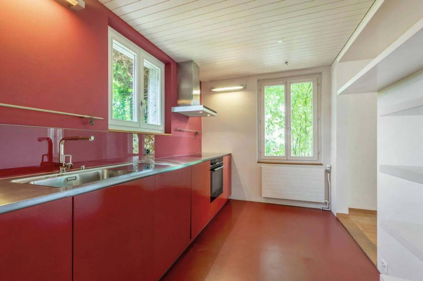 Semi-Detached House with Large, Idyllic Garden Paradise in St... - Photo 3 of 18