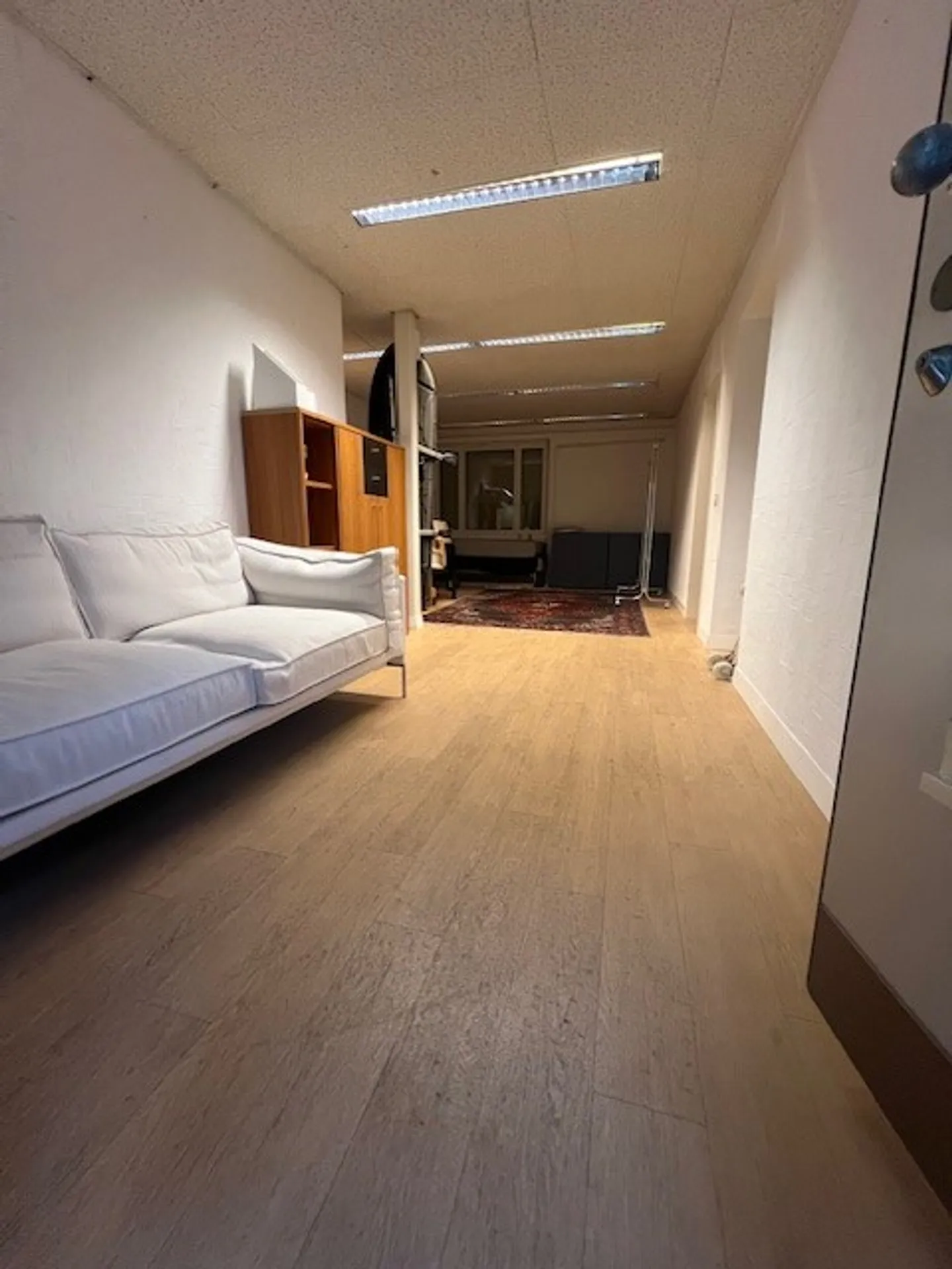 Ufficio in affitto in posizione privilegiata (termine limitato) - Foto 5 di 6