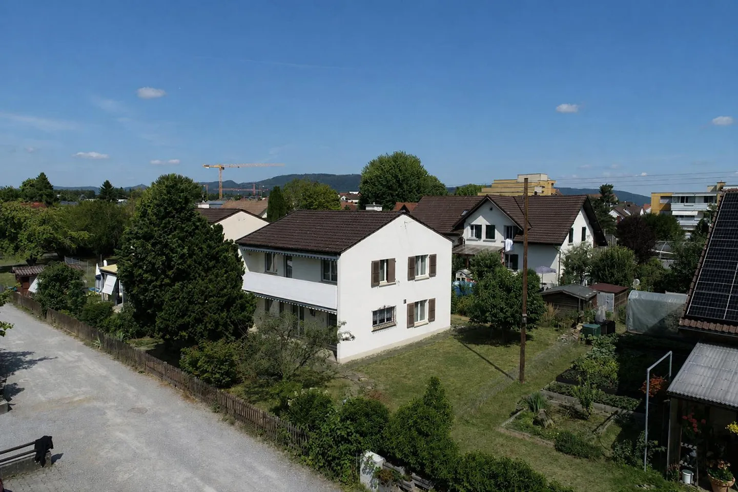 Charmantes Einfamilienhaus mit Garten - Foto 1 von 8