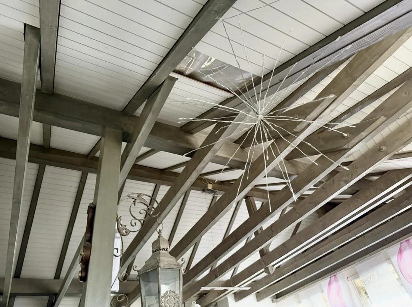 Attractive 5.5 Room Penthouse Apartment with East Balcony and a Bit of Lake View - Photo 5 of 7