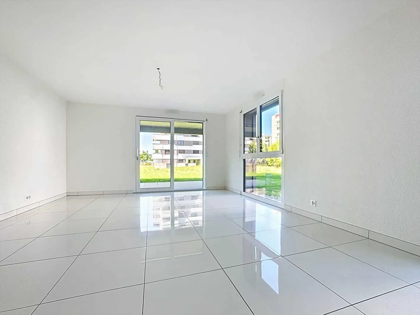 Appartamento di 4,5 locali con terrazza e giardino! - Foto 2 di 12