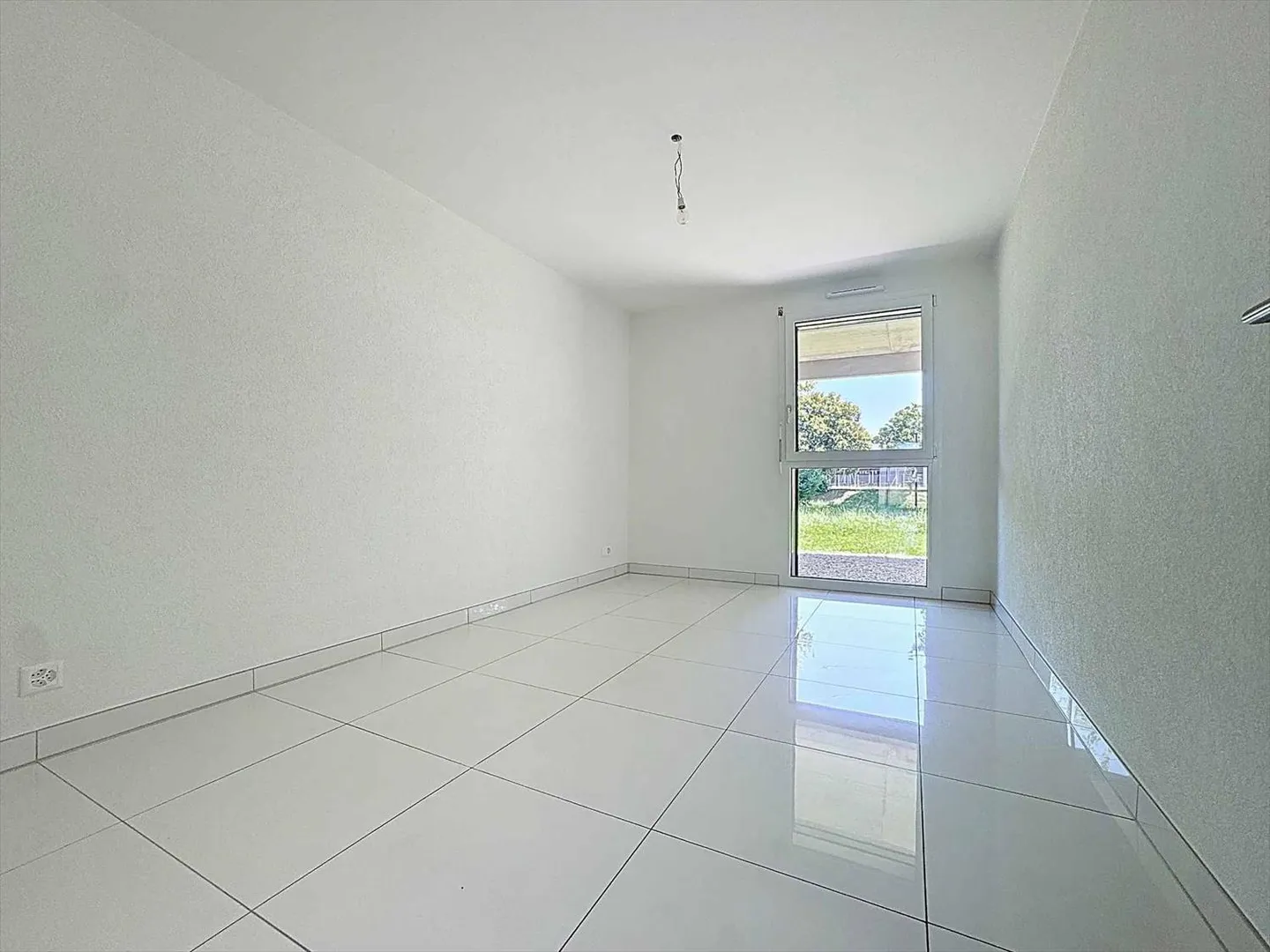 Appartamento di 4,5 locali con terrazza e giardino! - Foto 6 di 12
