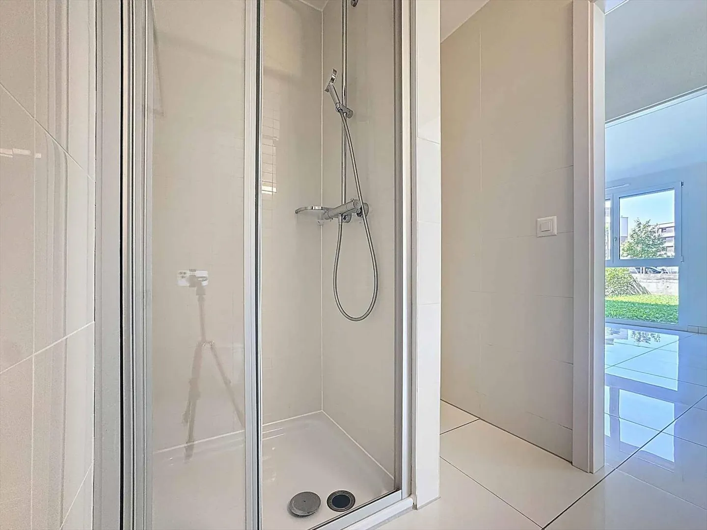 Appartamento di 4,5 locali con terrazza e giardino! - Foto 7 di 12