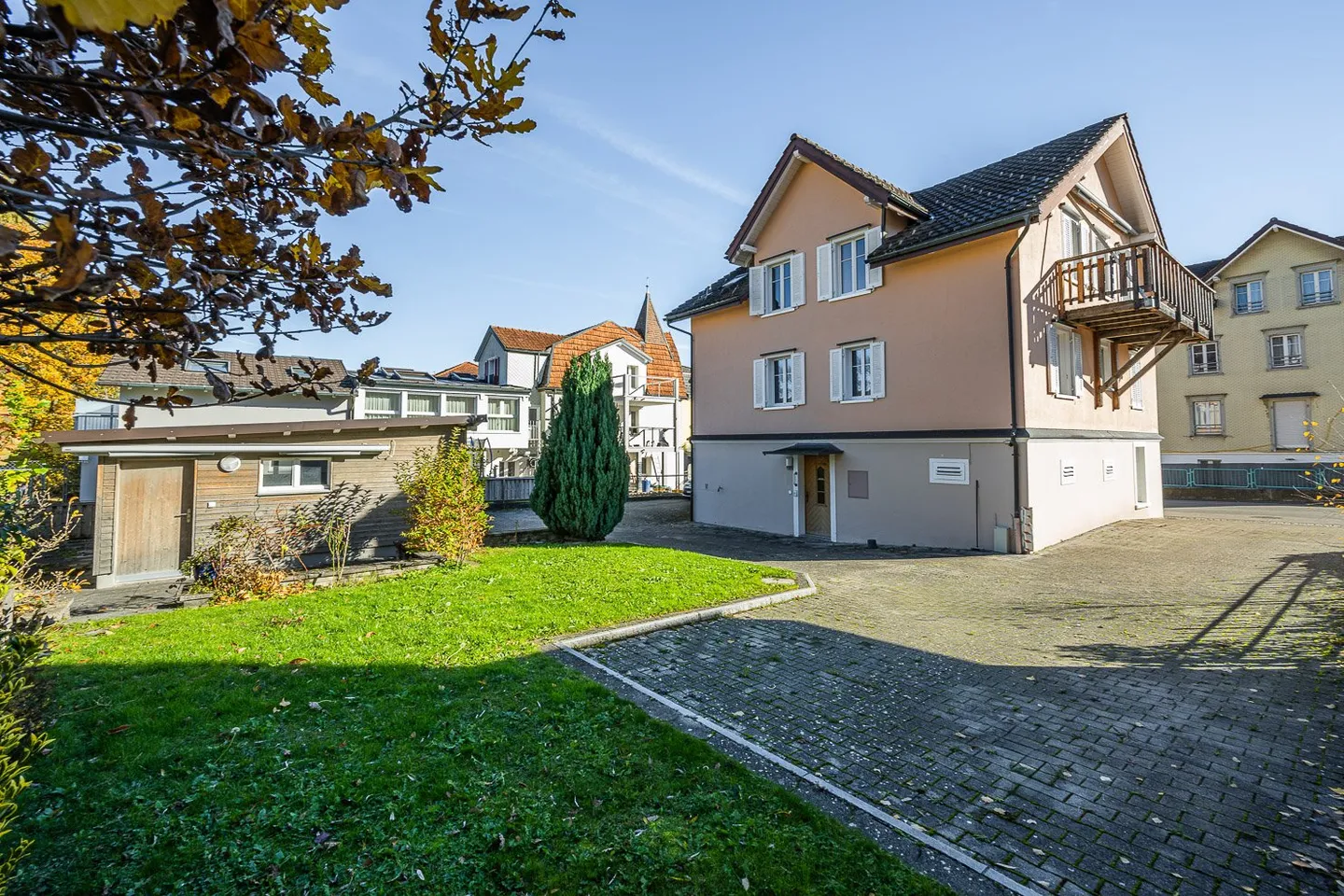 Casa bifamiliare con potenziale - Foto 1 di 29