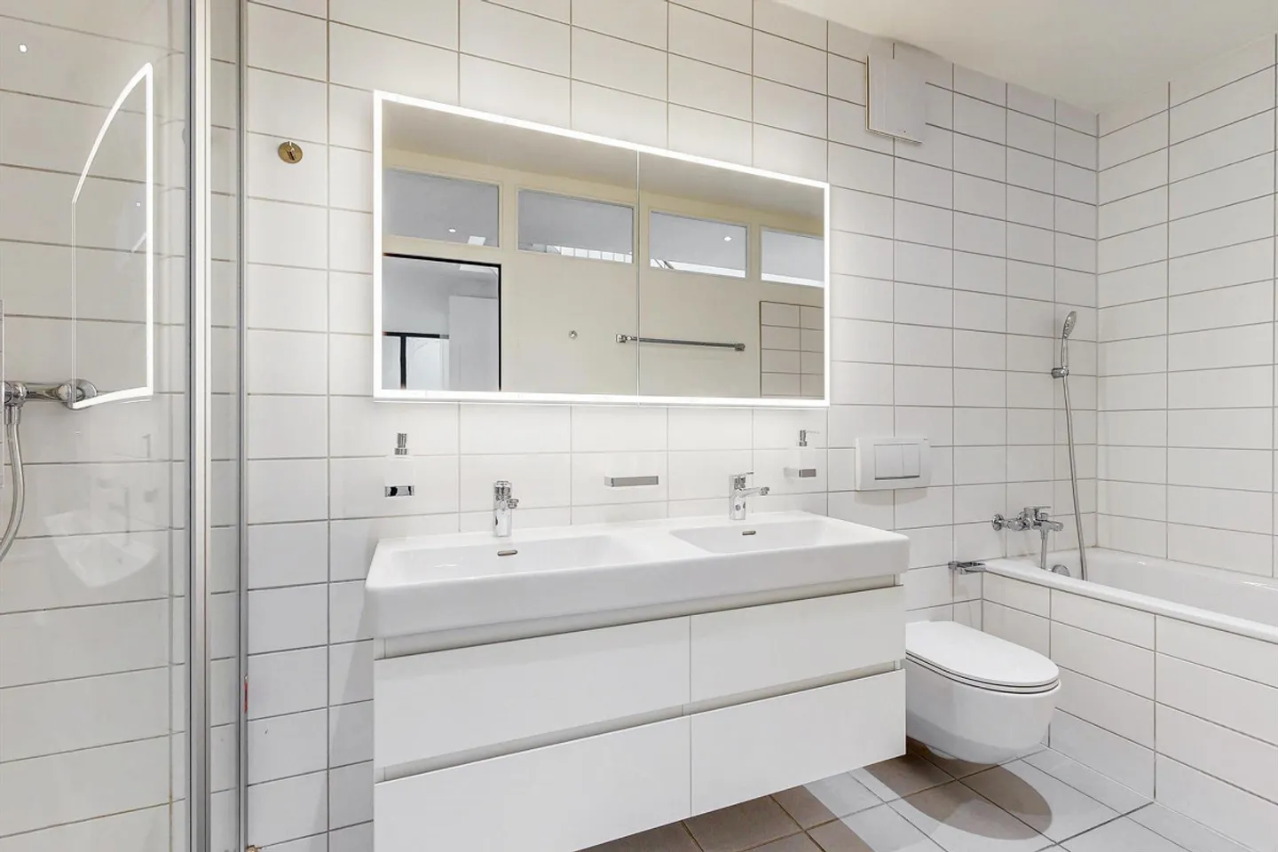 Attico vicino al teatro comunale con terrazza sul tetto - Foto 8 di 10