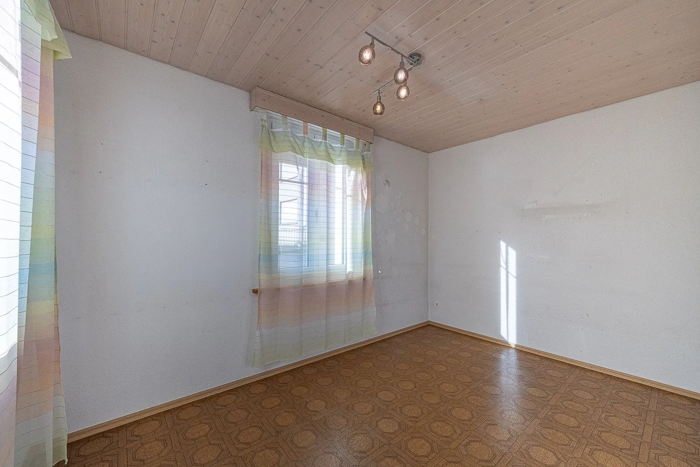 Casa bifamiliare con potenziale - Foto 12 di 29