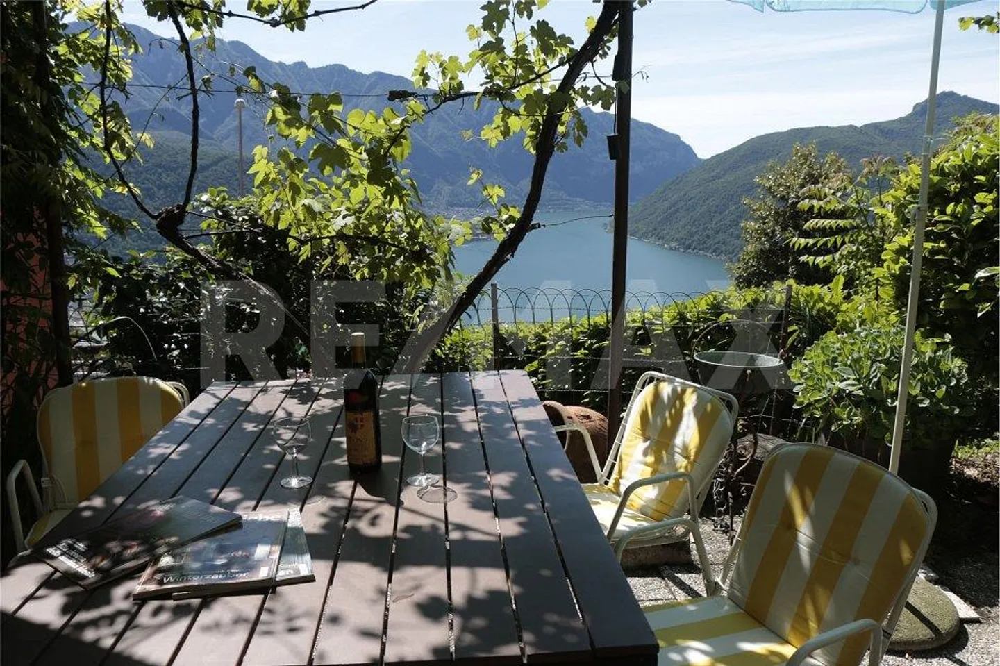 Trois appartements au dernier étage avec vue sur le lac et jardin - Photo 7 sur 13