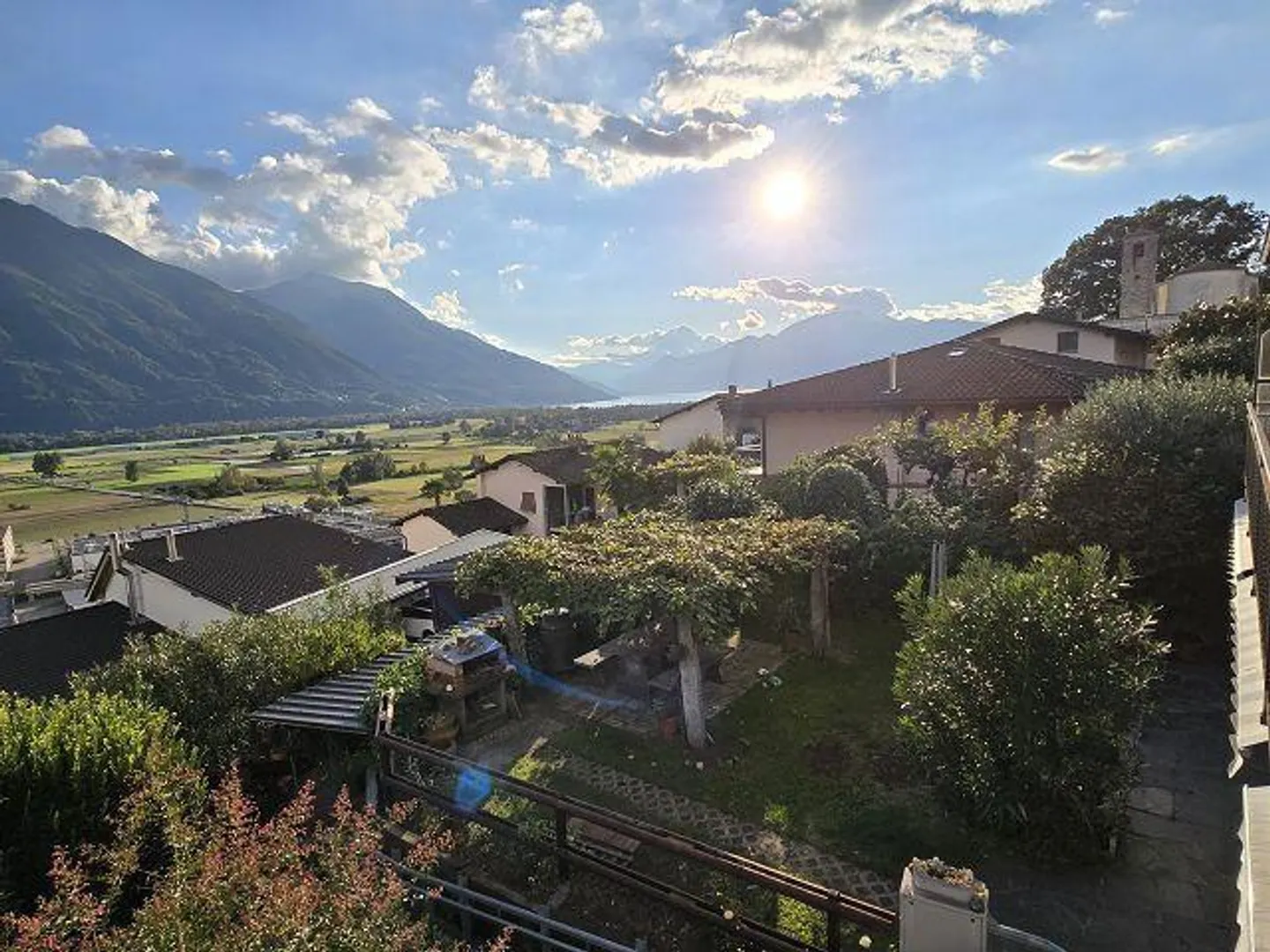 2-family house with large plot in a quiet, sunny location with a view... - Photo 38 of 49