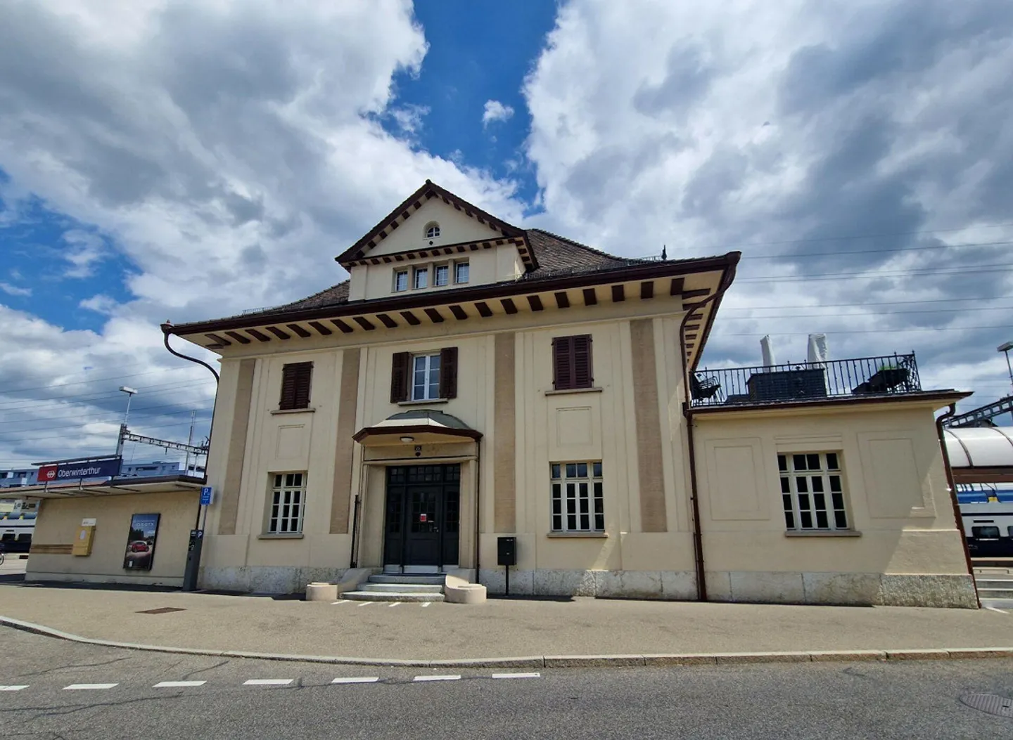 Spazi attraenti alla stazione di Oberwinterthur - Foto 1 di 4