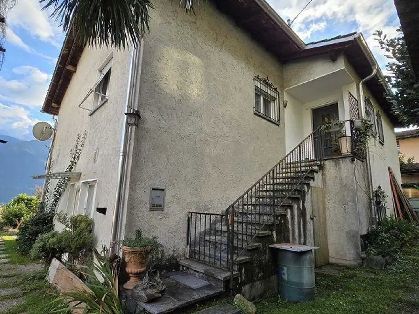 2-family house with large plot in a quiet, sunny location with a view... - Photo 47 of 49
