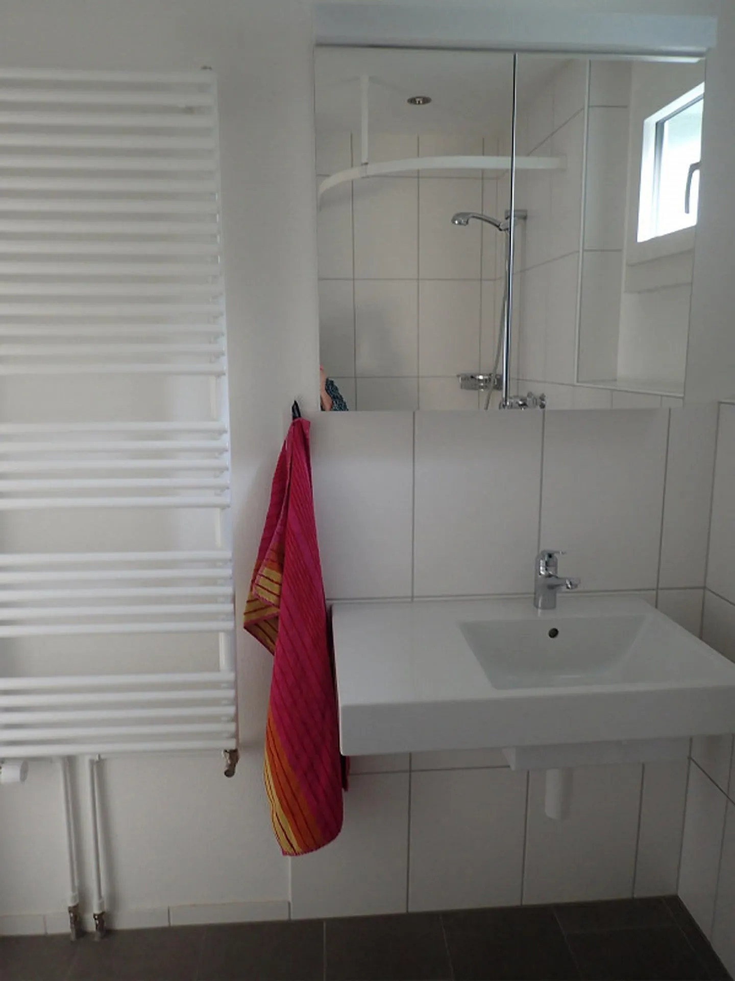 Bijou au bord du lac de Zurich - Appartement 3.5 pièces - Photo 8 sur 12