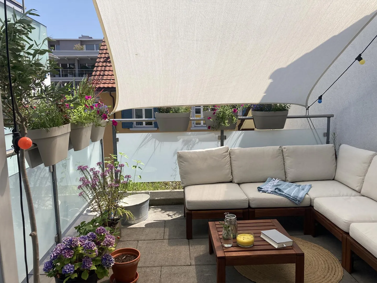 Bijou au bord du lac de Zurich - Appartement 3.5 pièces - Photo 10 sur 12