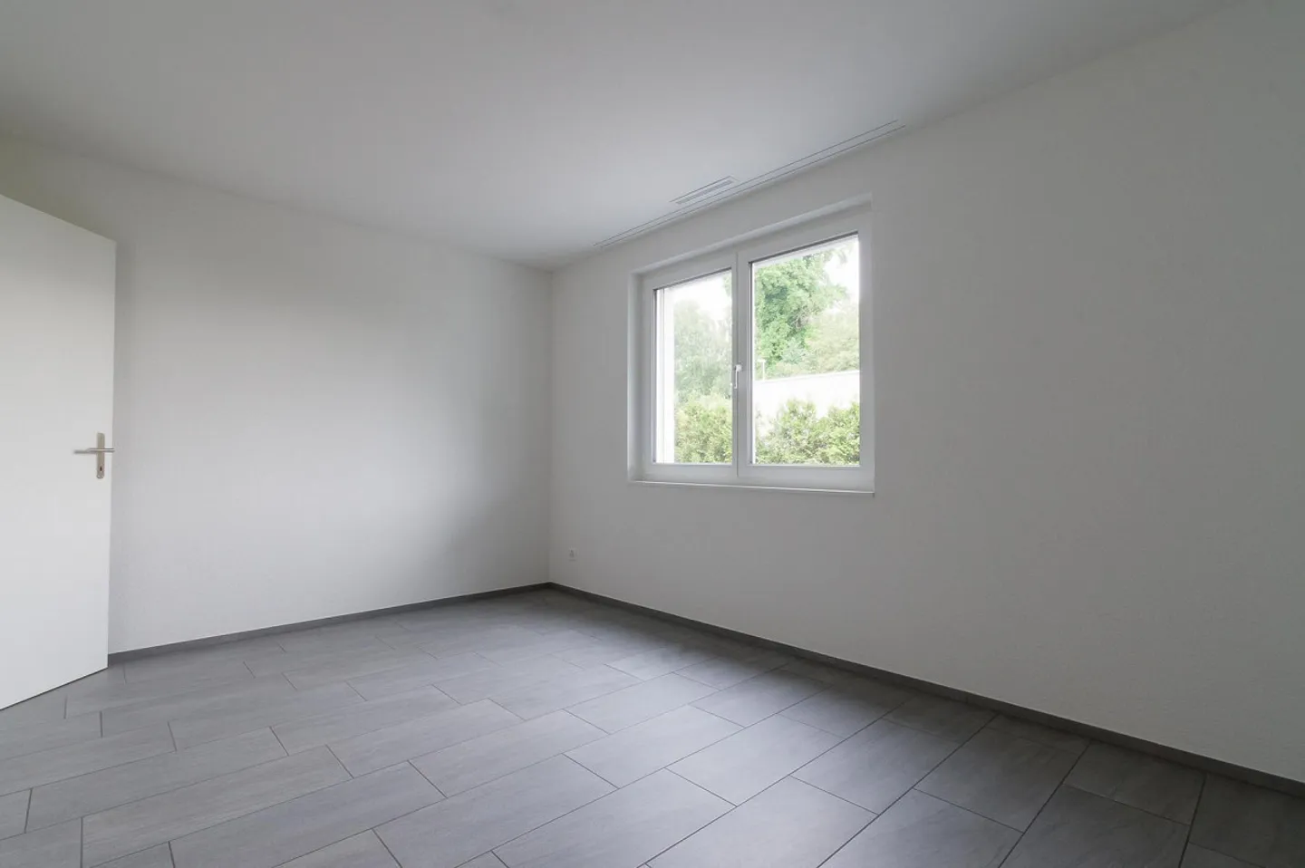 Modernes Erdgeschoss-Apartment - Foto 3 von 9