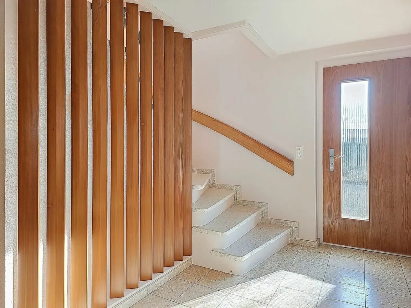Renovierungsbedürftige Villa in Güinsberg - Foto 7 von 13