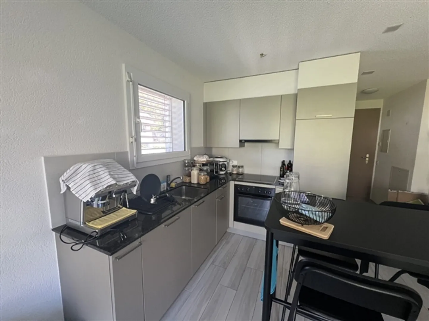 «Schöne 2.5 Zimmerwohnung mit Balkon im 1. OG» - Foto 5 von 8