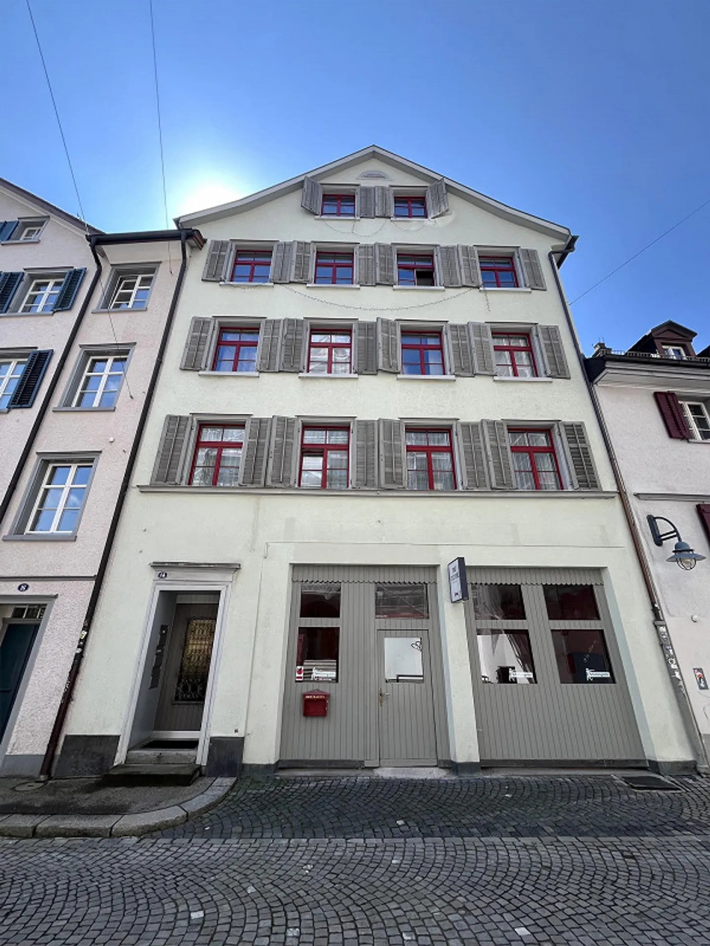 Bright 2.5-room apartment in the heart of the city - Photo 10 of 10