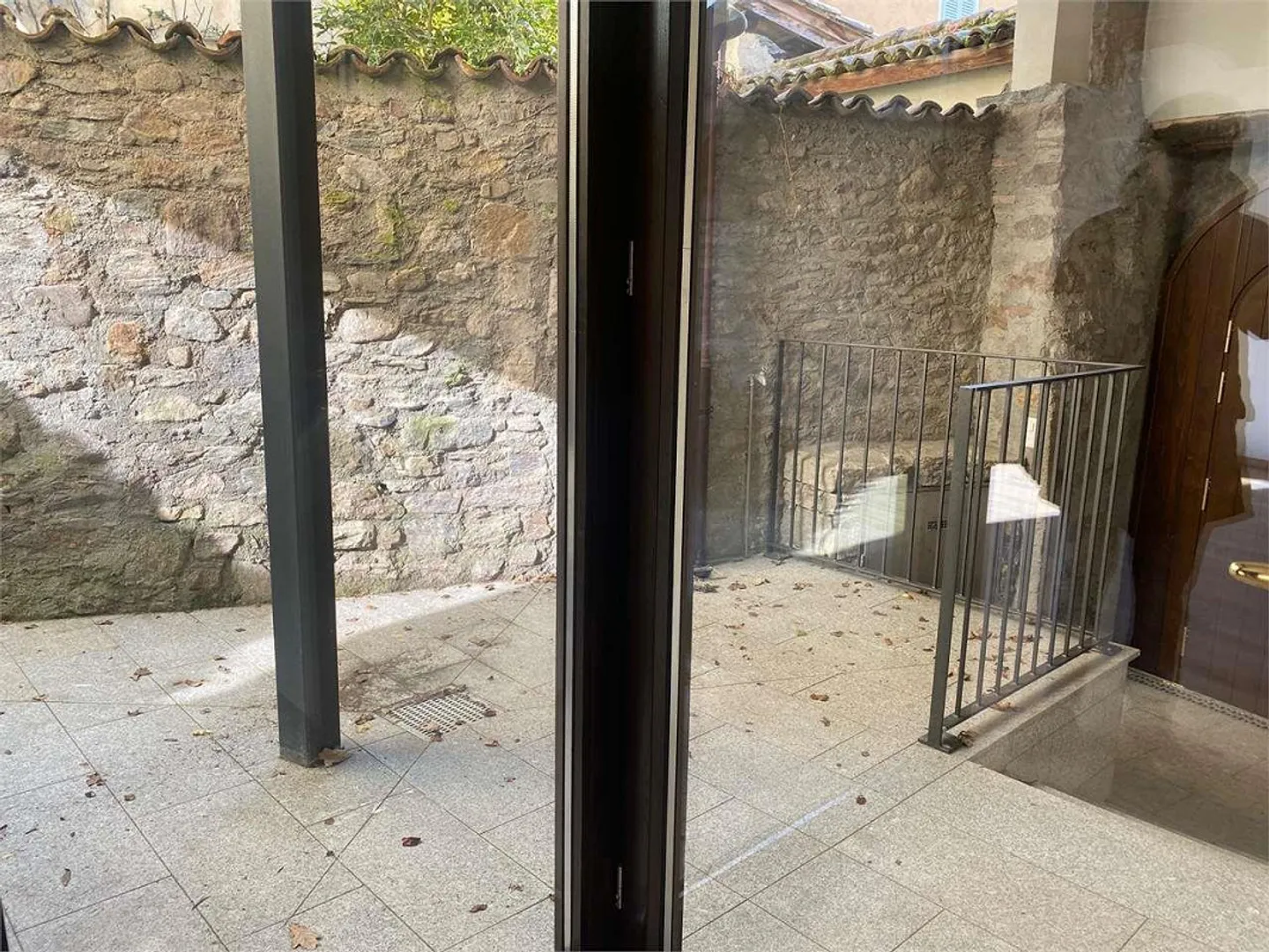 Charakteristische Origlio 3,5-Zimmer-Wohnung mit Innenhof - Foto 13 von 13