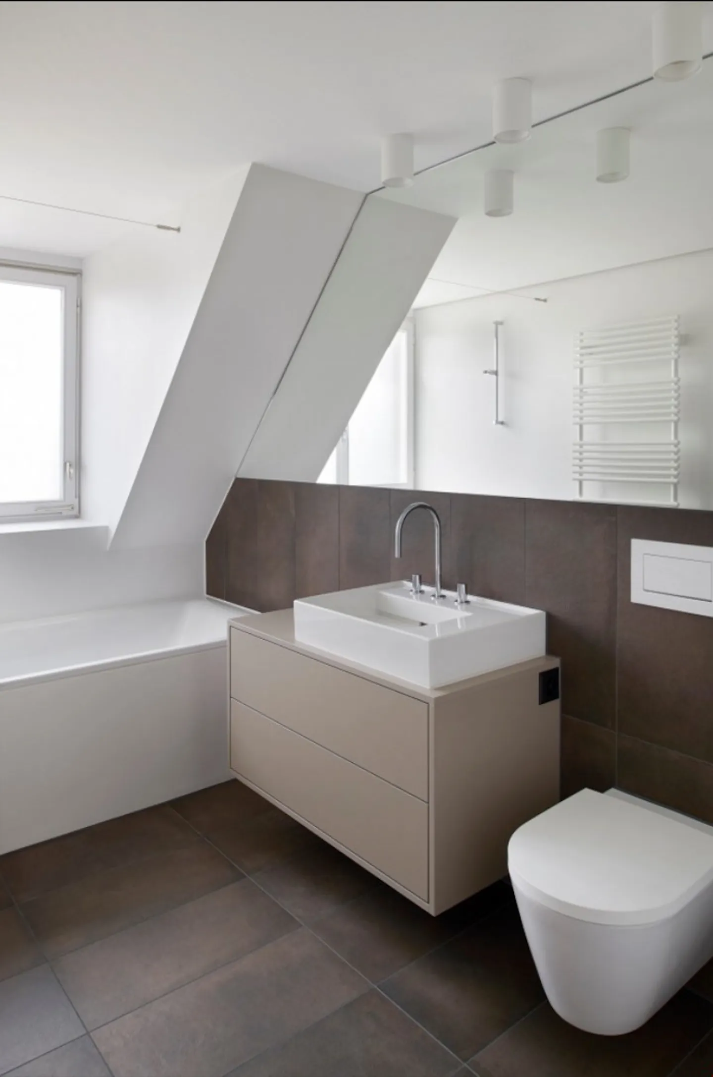 Appartamento ristrutturato a Kirchenfeld - Foto 8 di 9