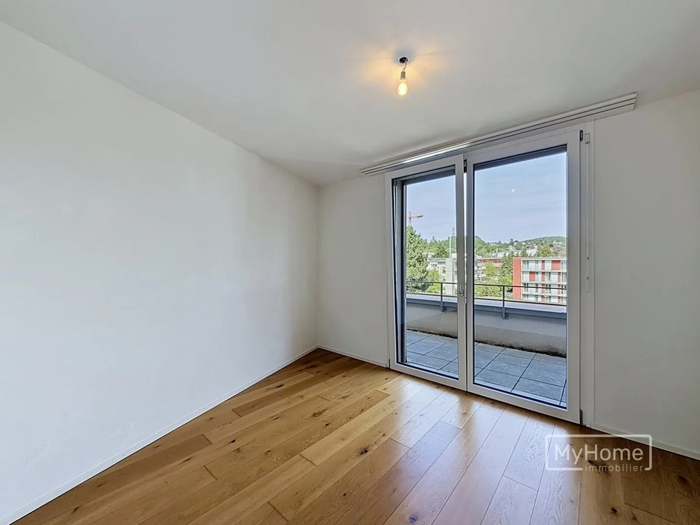 To seize! Beautiful penthouse apartment with 360 terrace for rent - Photo 8 of 11