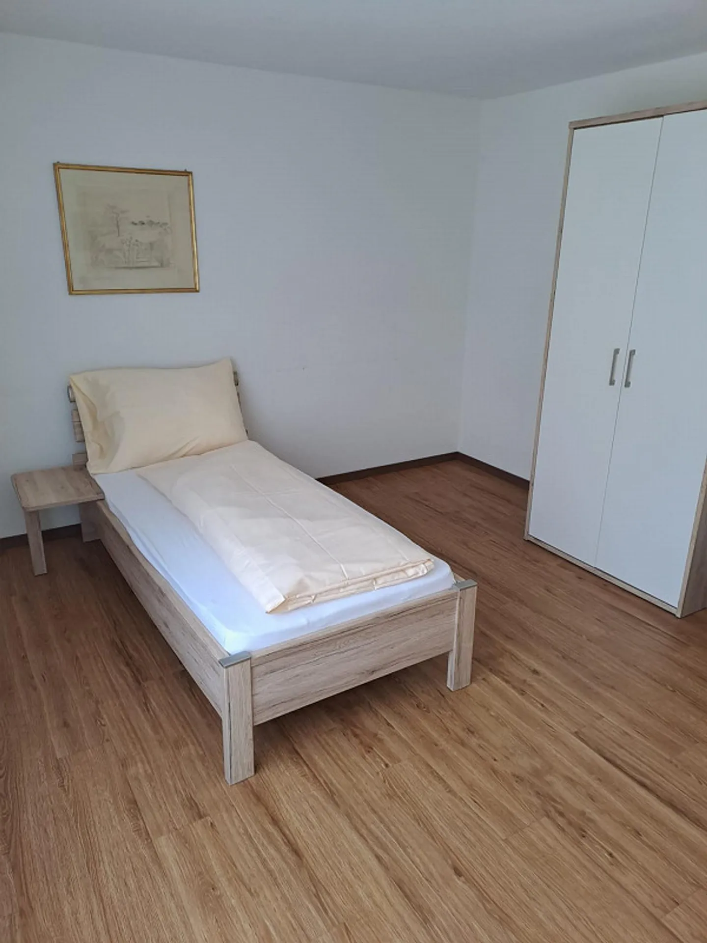 Möblierte Zimmer mit Hotelservice - Foto 3 von 11