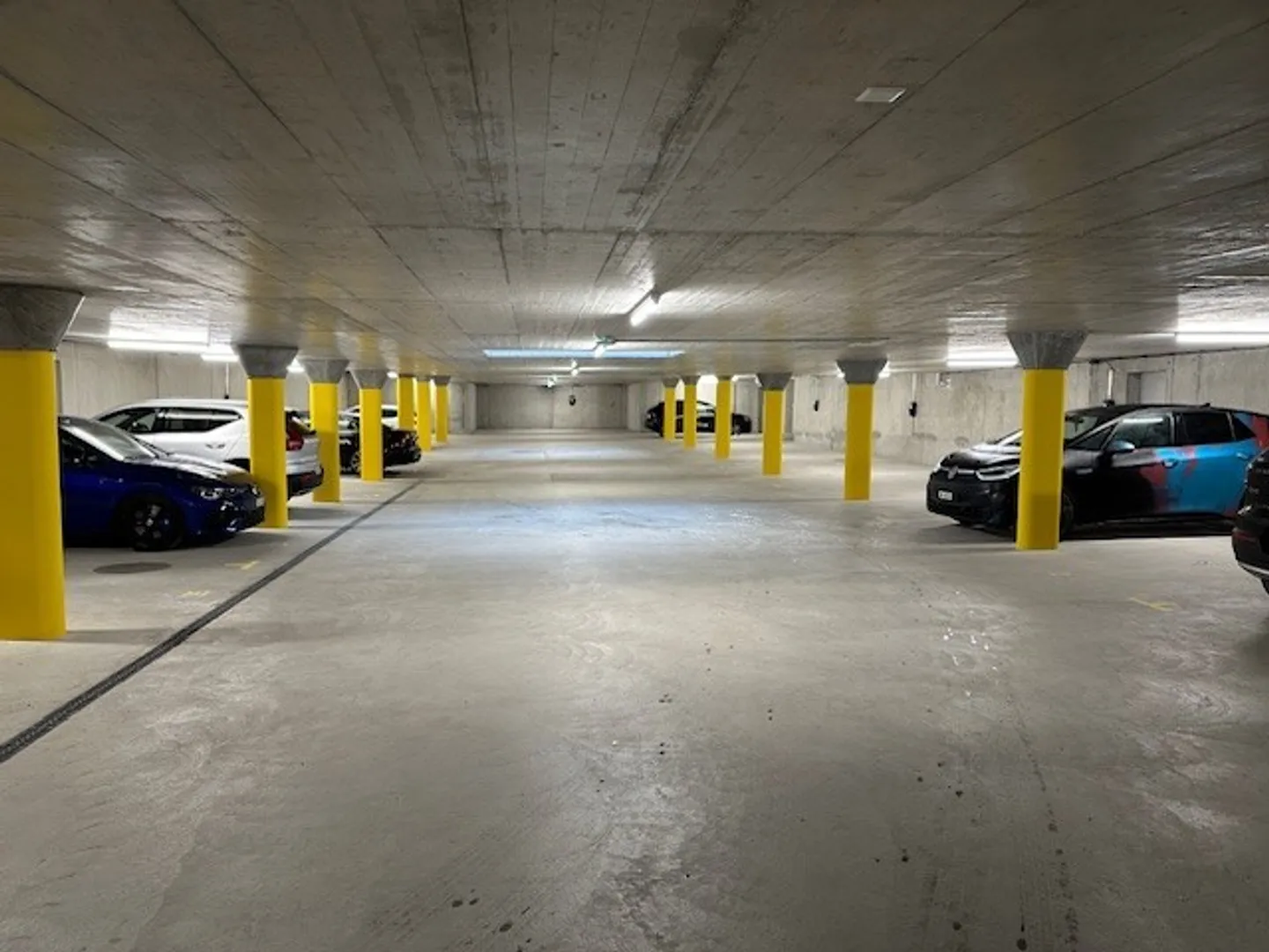 Garageplatz in Tiefgarage - Foto 4 von 5