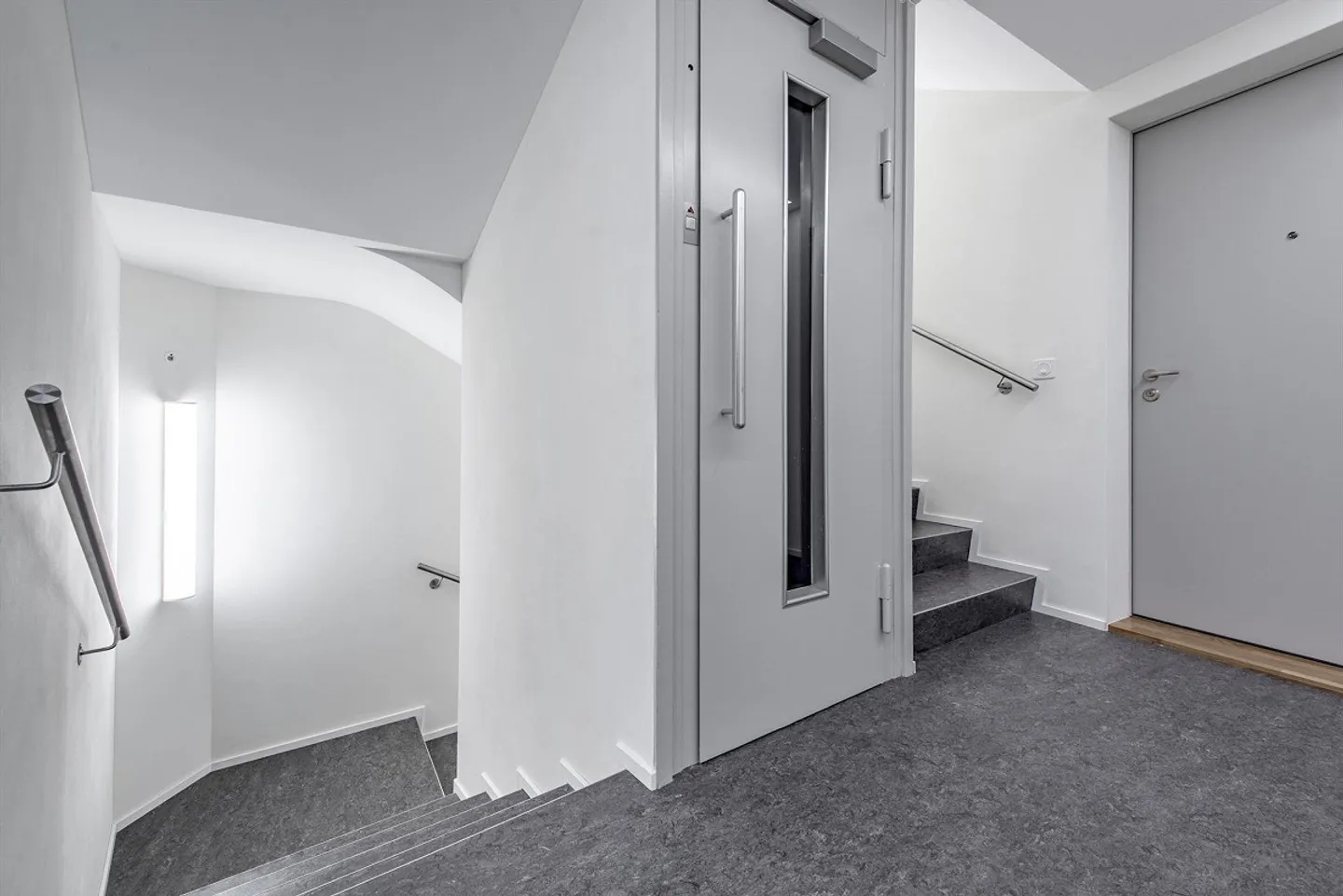 Appartamento moderno con 1 camera da letto in affitto - Foto 5 di 8