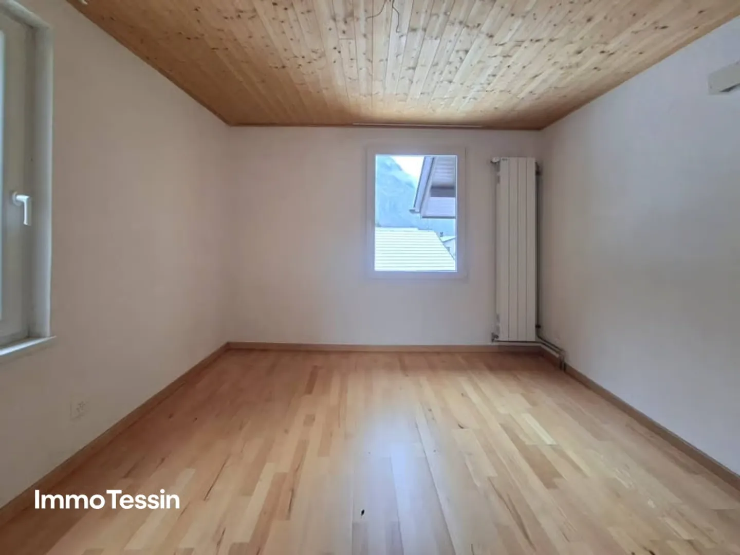 Grosszügiges & komplett renoviertes Haus mit 7 Schlafzimmern an ruhiger Lage zum top Preis - Photo 8 sur 13