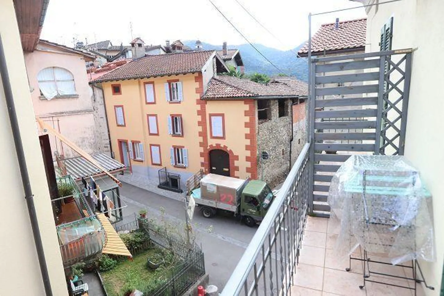 parte di casa di 3 locali con balcone nel nucleo - Foto 12 di 19