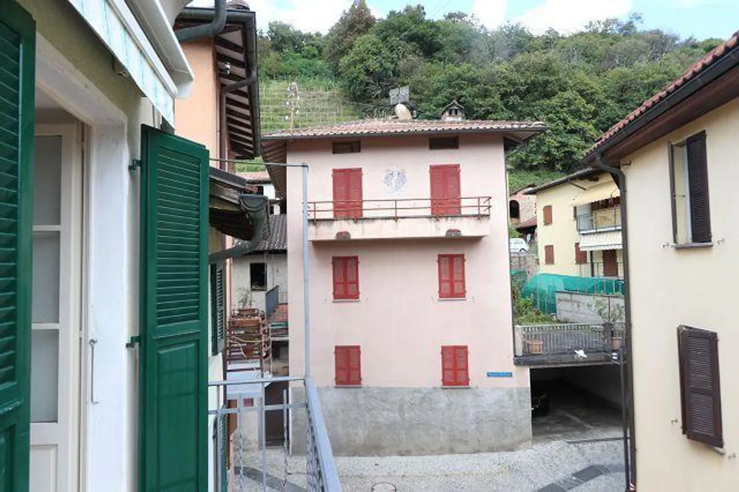 parte di casa di 3 locali con balcone nel nucleo - Foto 13 di 19
