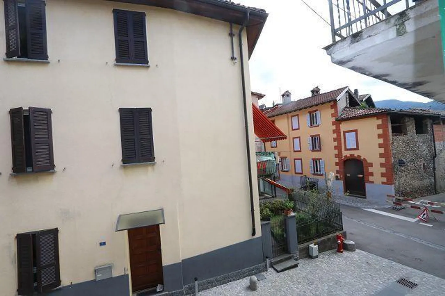 parte di casa di 3 locali con balcone nel nucleo - Foto 14 di 19