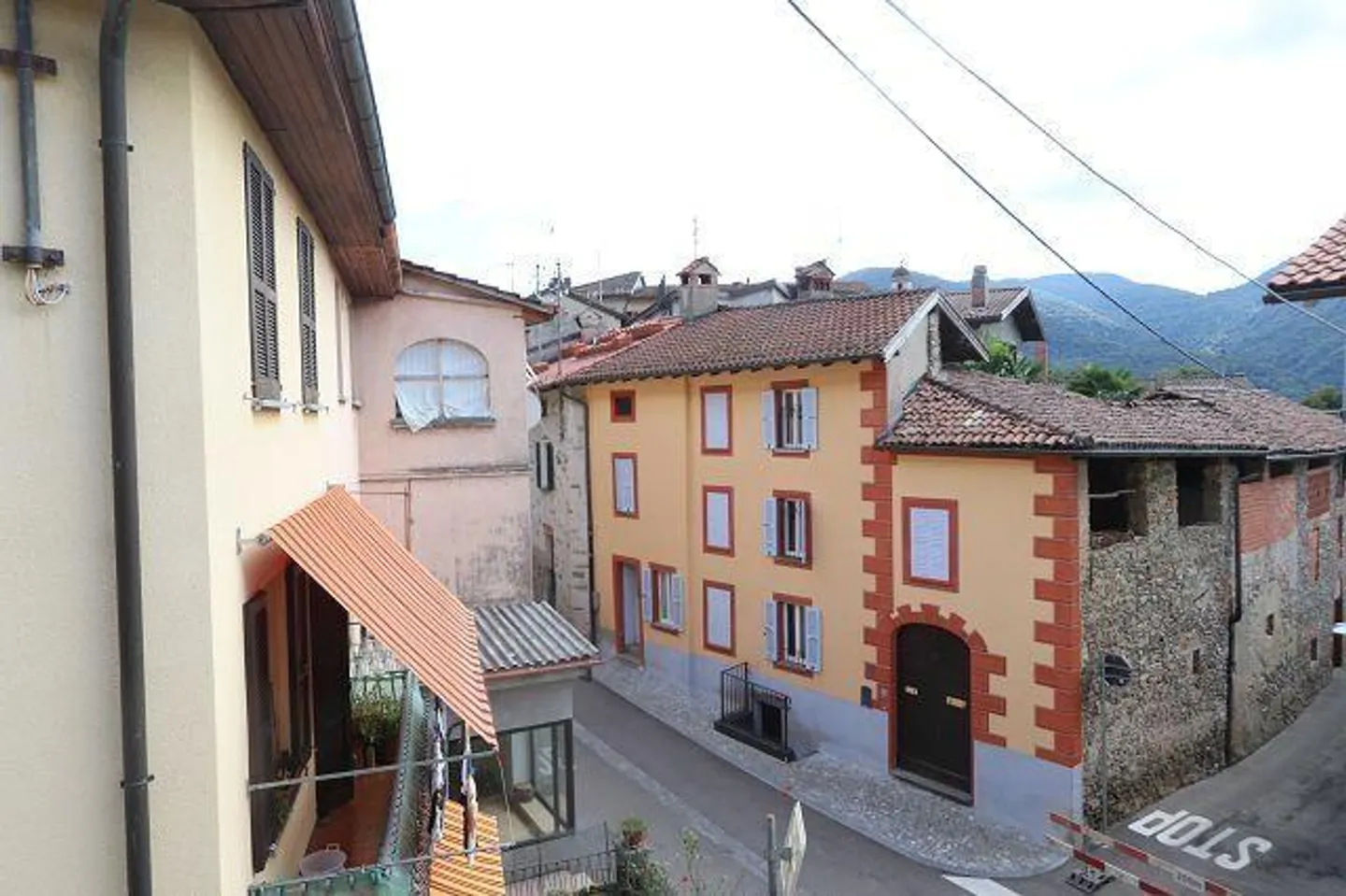 parte di casa di 3 locali con balcone nel nucleo - Foto 15 di 19