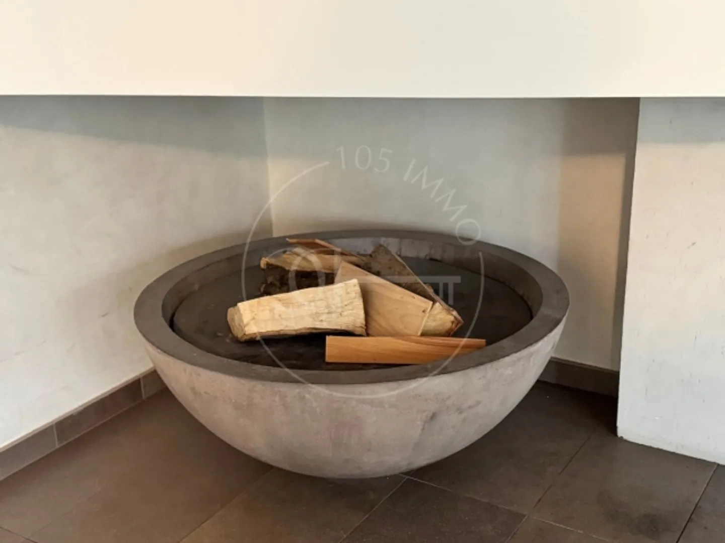 Appartement de 6 pièces au rez-de-chaussée - Photo 3 sur 6