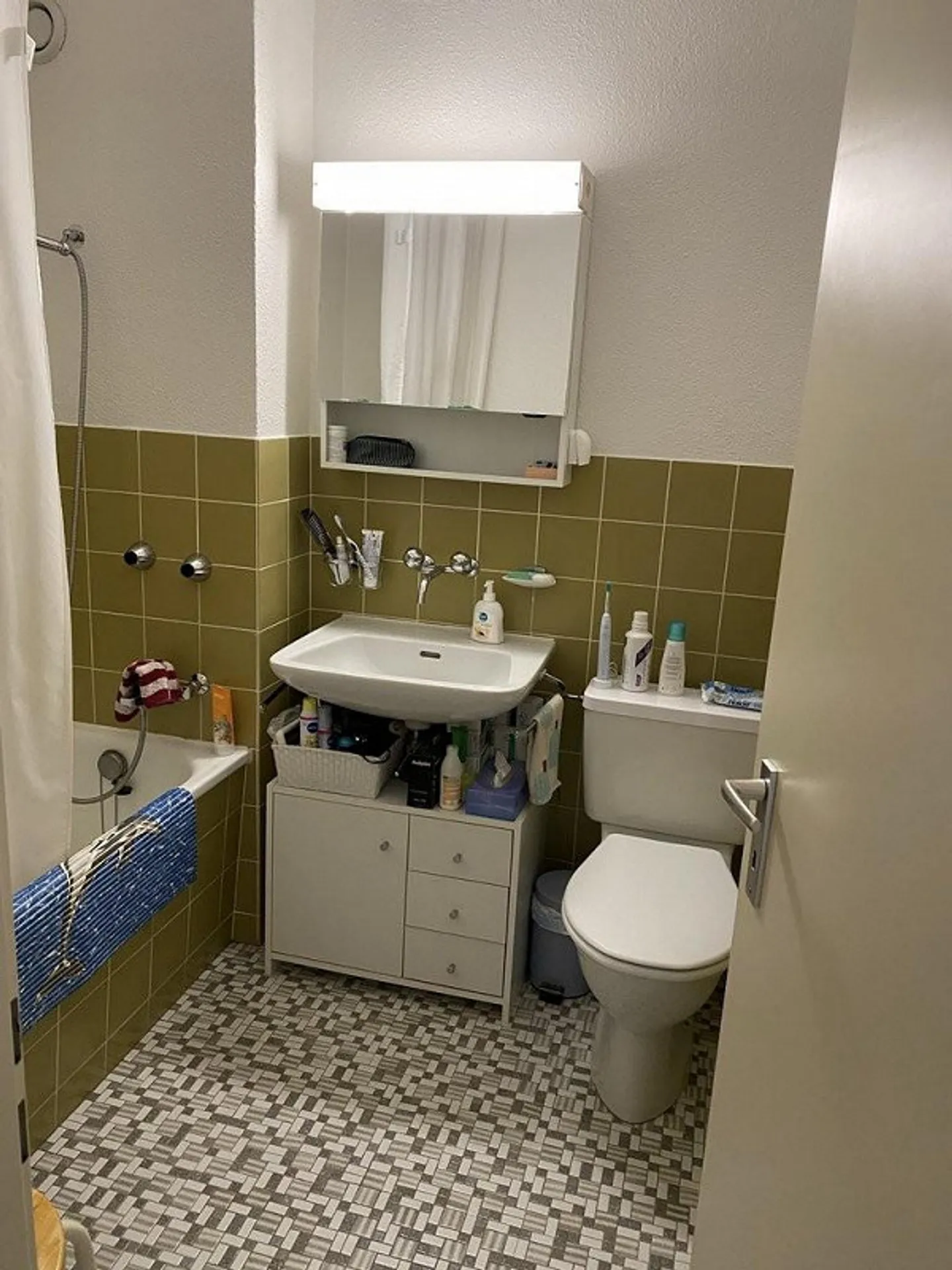 Geräumige Wohnung in Zürich-Oerlikon - Foto 6 von 8