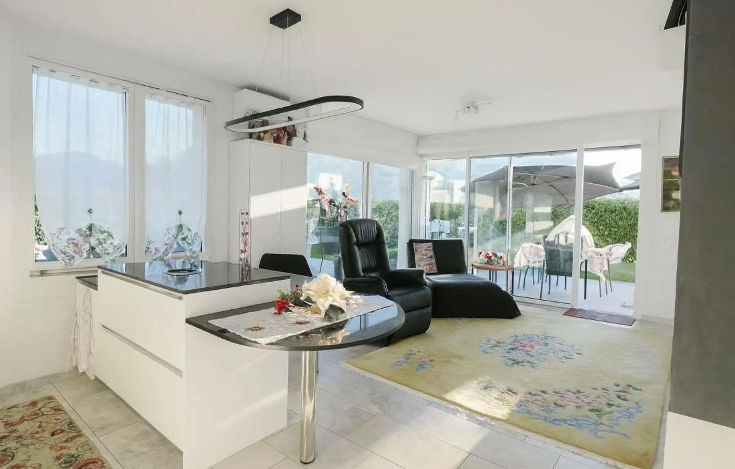 Elegant Apartment with Large Terrace and Private Garden - Photo 1 of 13