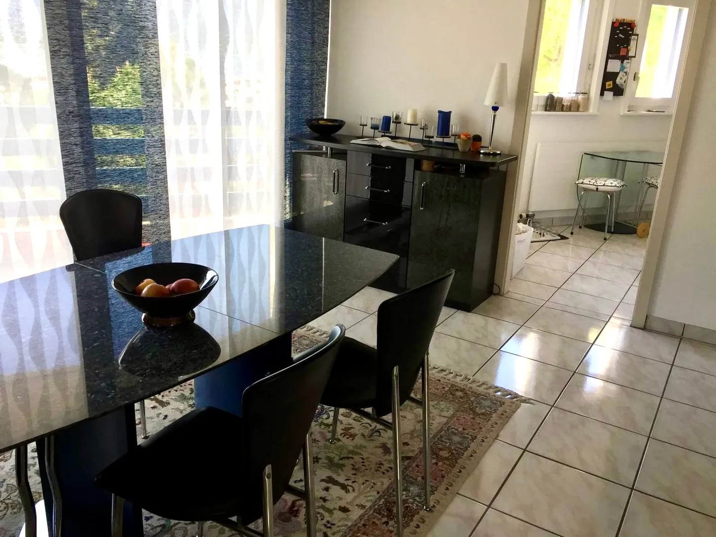 Magnifique appartement de 3,5 pièces avec cheminée à Clarens - Photo 6 sur 23