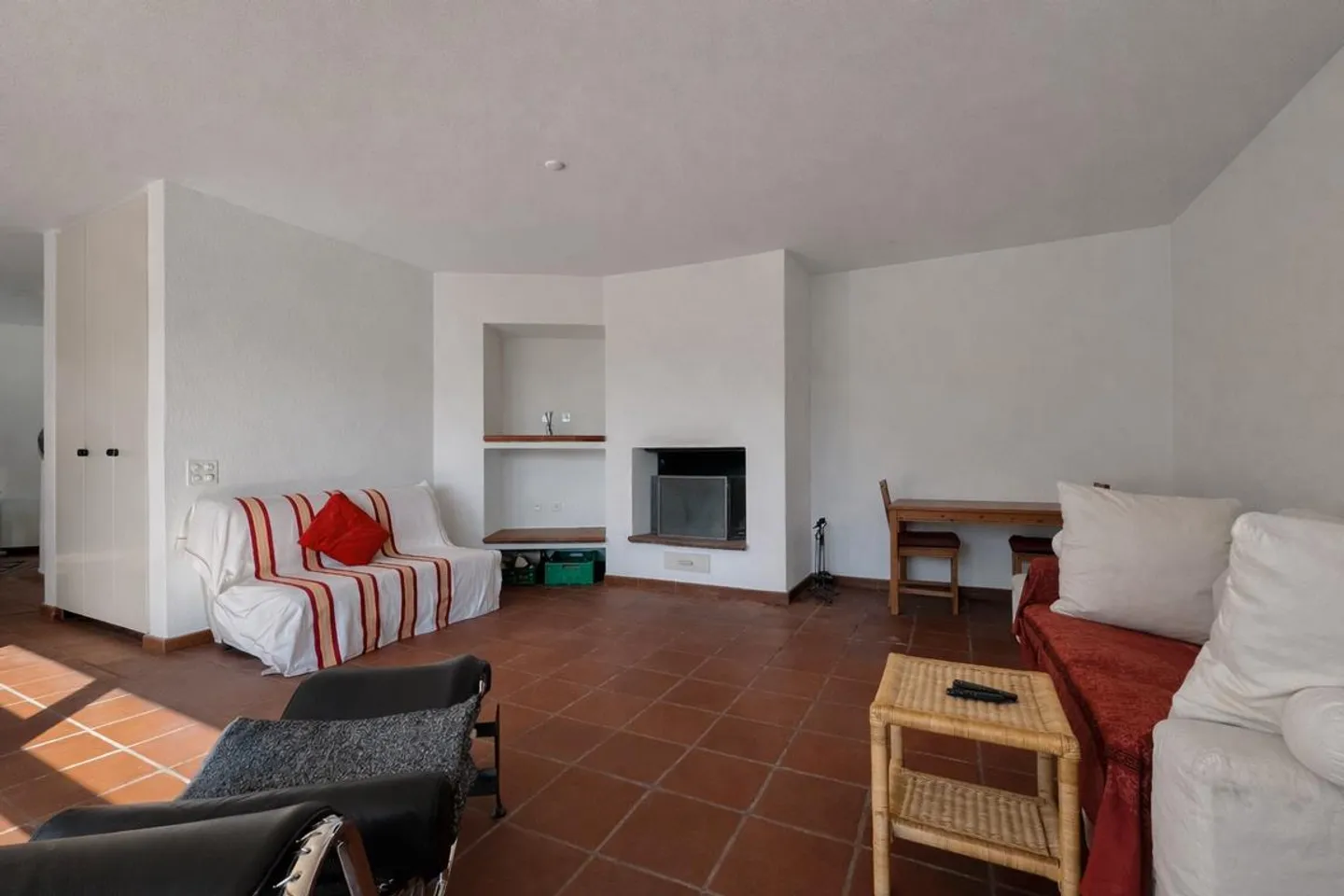 BELLINZONA - SUNNY PROPERTY FOR SALE WITH A VIEW - Photo 5 of 13