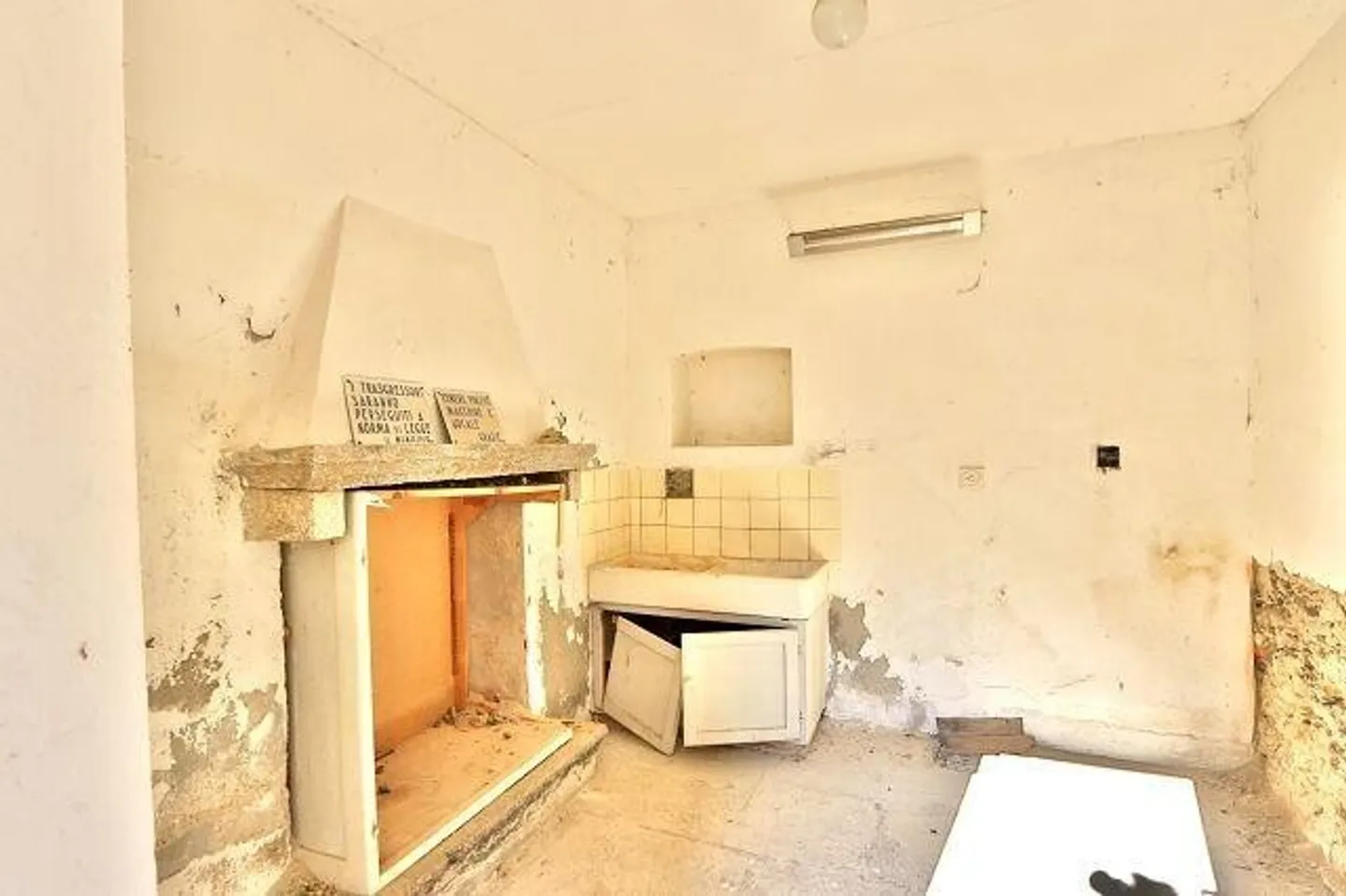 10-room village house to renovate - Photo 12 of 13