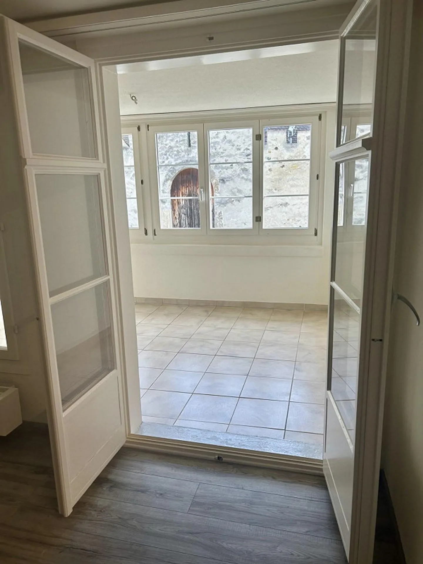 Appartamento nel centro storico con giardino d'inverno - Foto 2 di 7