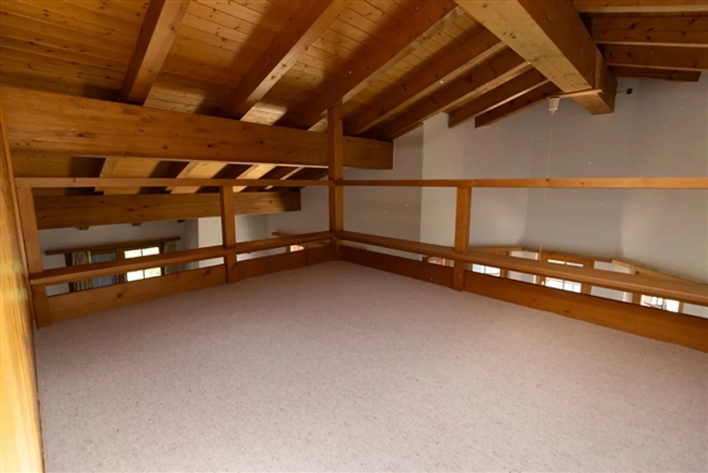 2 1/2 Room Attic Apartment in a Sunny and Quiet Location - Photo 12 of 20